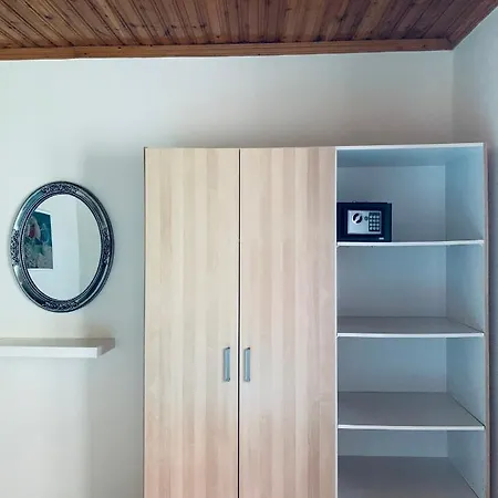 Nadia's House Пефкари