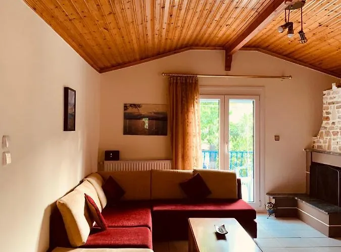 Case de vacanță Nadia's House Pefkari