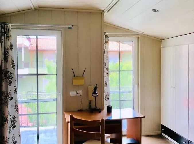 Nadia's House Case de vacanță