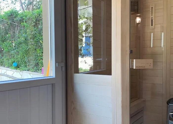 Nadia's House * Pefkari